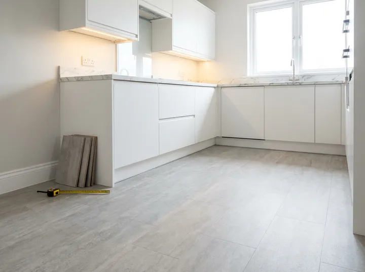 AI receptionist capturing carpet installation quote details