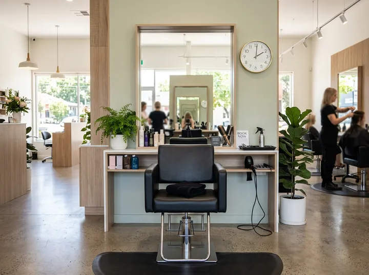 AI receptionist capturing appointment request to fill a salon cancellation