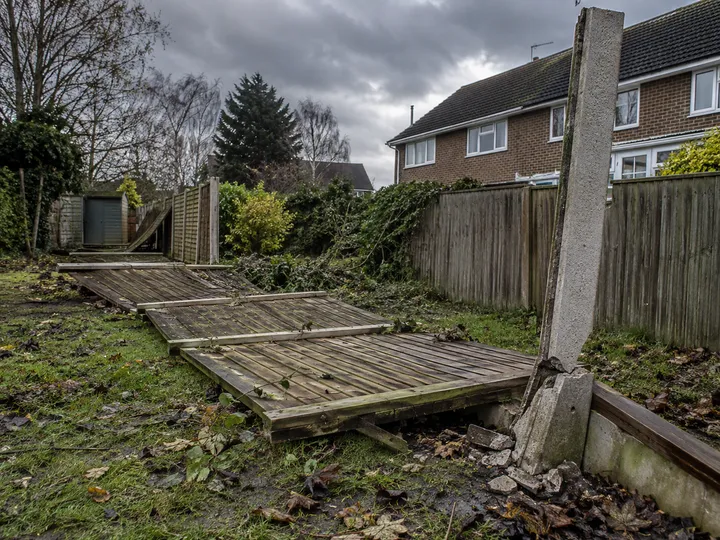 Storm damage fence repair call being handled by AI answering service