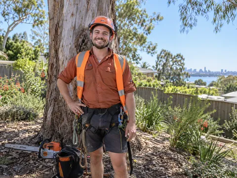 AI call answering for arborists